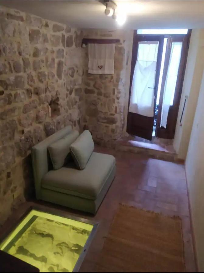 Casa Contadina In Borgo Medievale, Tuscany Monteguidi Buitenkant foto